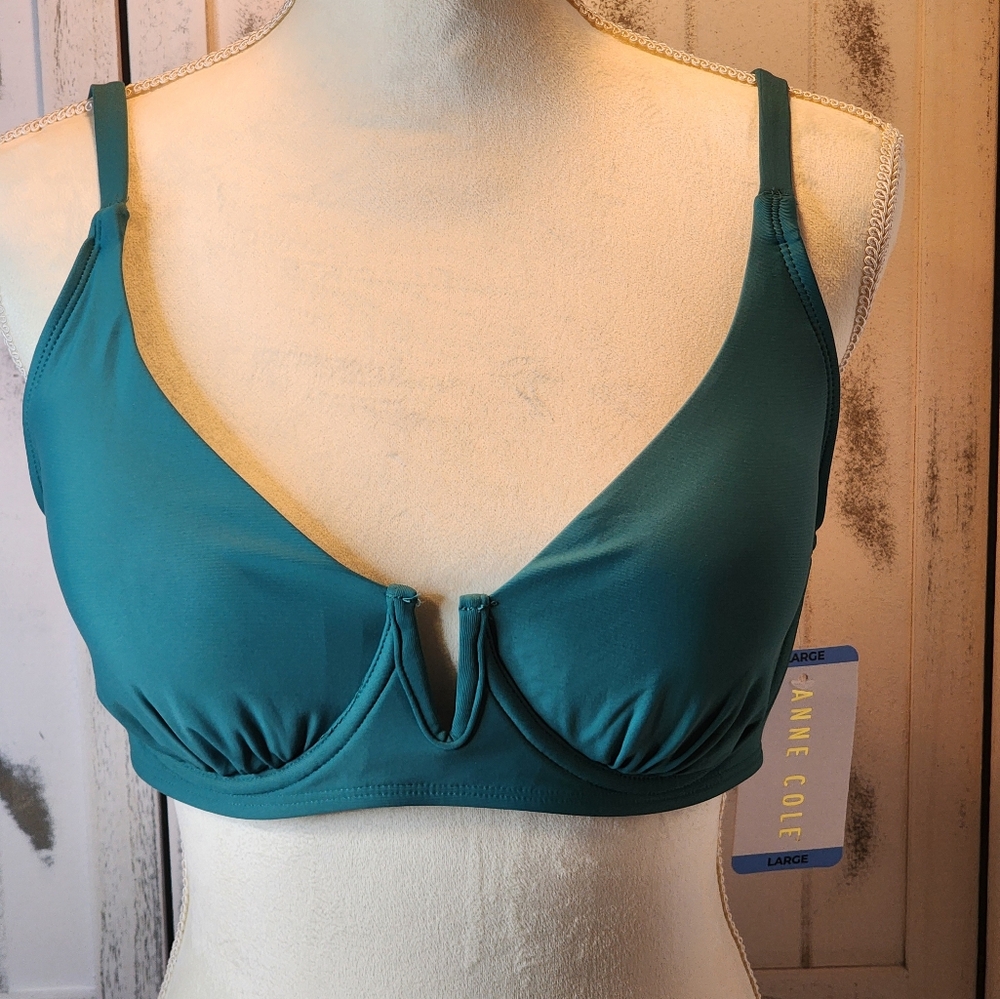Anne Cole Signature V-Wire Bikini Top - Picture 2 of 9